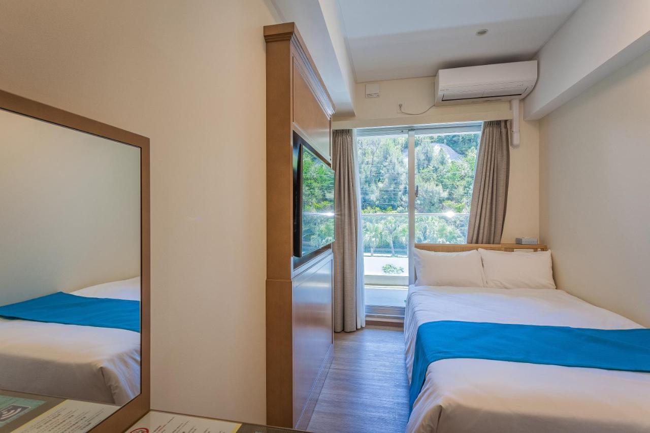 Kariyushi LCH. Resort Nago Esterno foto